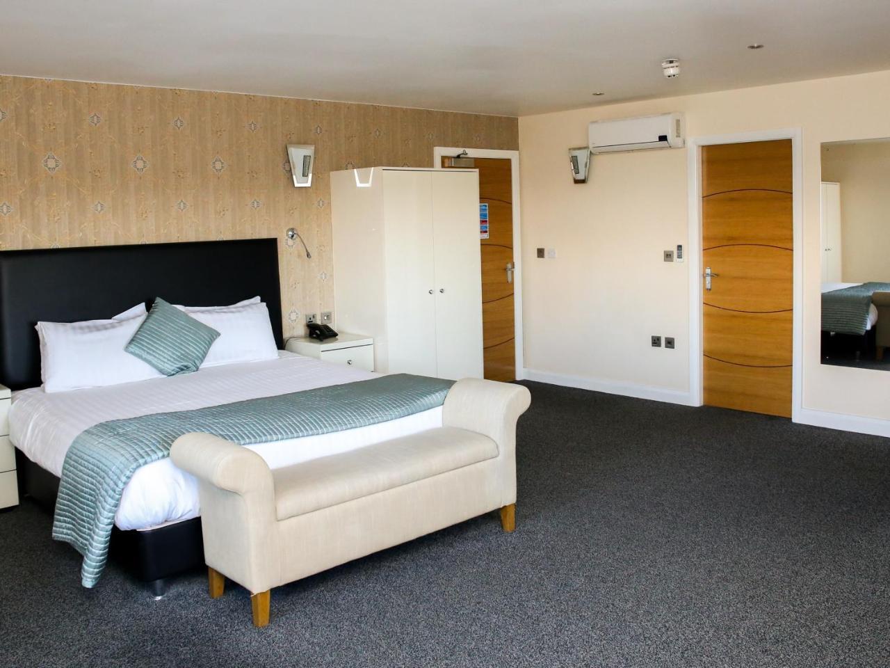 Oak Royal Hotel, Golf And Country Club 촐리 외부 사진